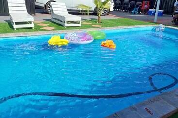 Pensiune The Irenic Massage Spa And Bnb