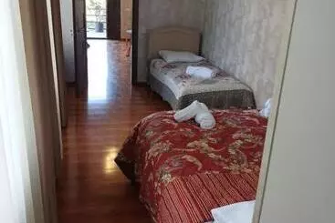 پانسیون Guest House Nano