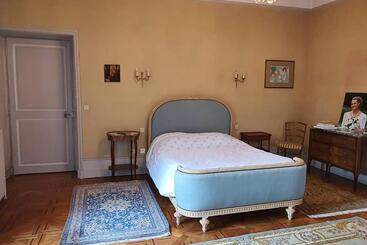 Bed and Breakfast Au Pied De La Cathédrale