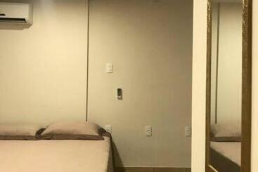 بنسيون Microcasa Completa No Centro