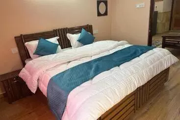 Nav Nidhi B&b