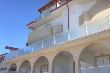 هتل آپارتمان Bloom