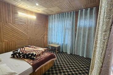 Hotel Hillside Hideaway