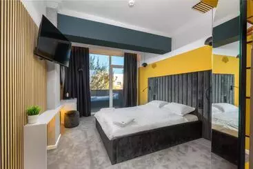 Hotel Urban Budget