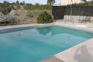 Bed and Breakfast Mas De Torine