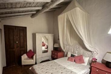 Пансион Nuriah Boutique House