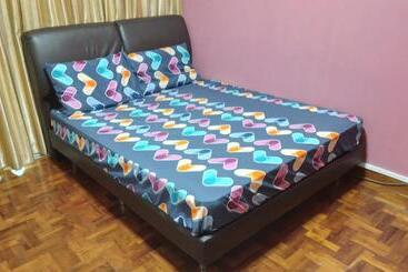 پانسیون Property King