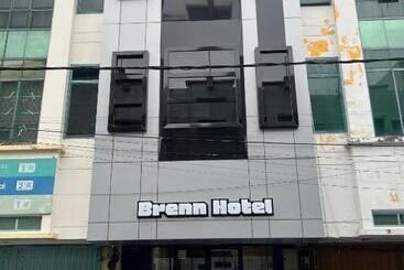 Brenn Hotel Semarang Mitra Reddoorz
