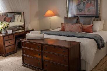 Pension Rose And Ivy Cottages