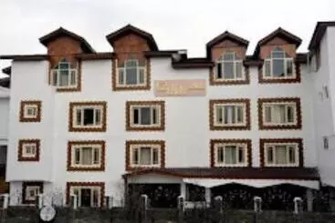 Hotel K2 Inn , Srinagar