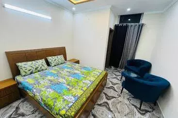 پانسیون Sp Homes Guest House