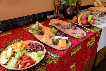 Hotel Kololo Game Reserve