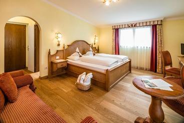 Отель Mühlbacherhof