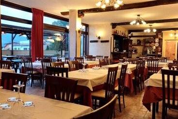 ホテル Sette E Mezzo