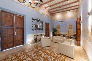 Meriblau Hotel Boutique