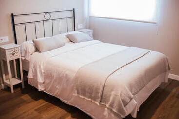 Pensão Hostal Entreolivos