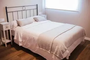 Pensão Hostal Entreolivos