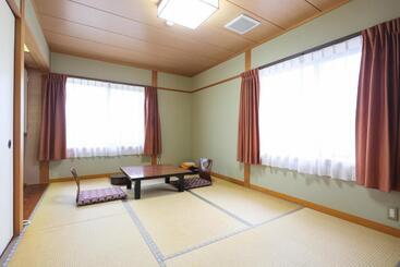 Ryokan Guesthouse Kobamasou