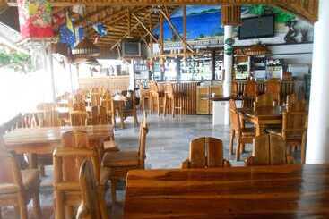 Dolphinbay Beachfront & Dive Resort