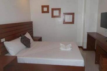 בית מלון כפרי Abozza Resort