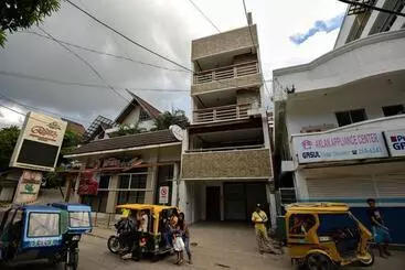هتل Abozza Resort