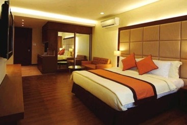 Hotel Santomas Suites