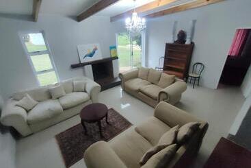 Bed and Breakfast Blue Mountain Farm Lodge, Cabins & Cottages