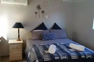 Bed & Breakfast Sunbird Guest House