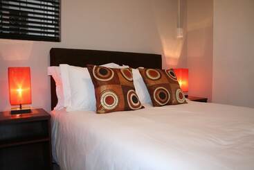Hotel 10 On Cape Self Catering Apartments