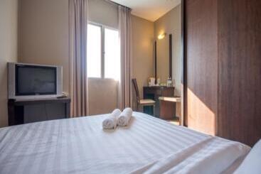 Chariton Hotel Butterworth