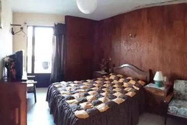 Albergue Hostal El Eden