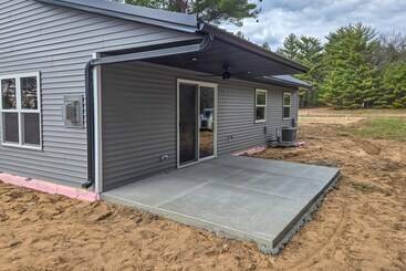 Landhus Castle Rock Lake Cabin: Water & Trail Access!