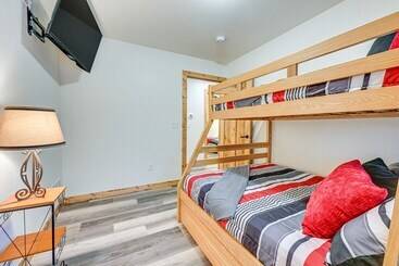 קוטג'' Castle Rock Lake Cabin: Water & Trail Access!