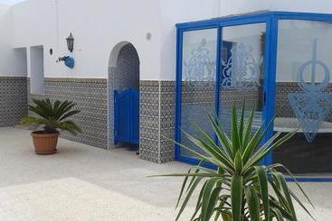 مبيت وإفطار Dar El Goulli