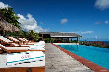 Hotel Tet Rouge Resort