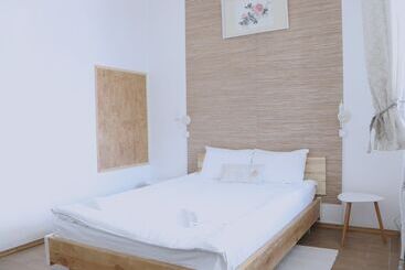 Bed and Breakfast Maison Blanche Kyiv City Center
