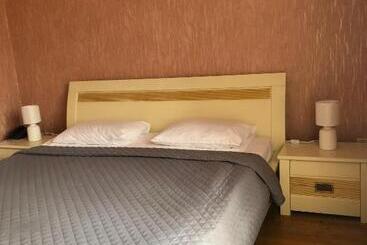 هتل срібний водограй