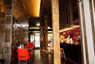 Poshtel Bilbao  Premium Hostel