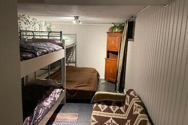 Общежитие Prinsgården B&b Rum Stugor