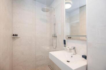 هاستل Roze Park Rooms