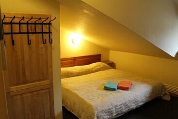 تختخواب و صبحانه Sleep In Bnb