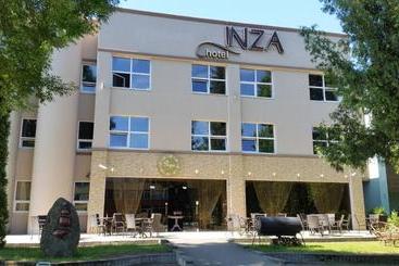 هتل Inza