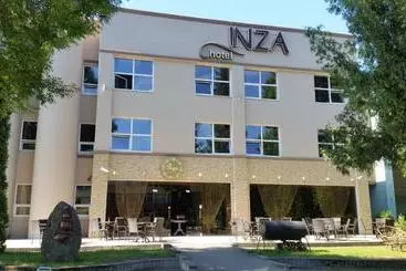 هتل Inza Guest House