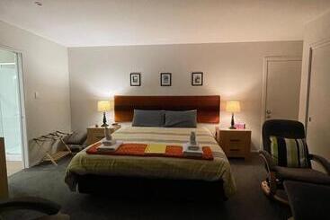 Bed & Breakfast Baywaterviews