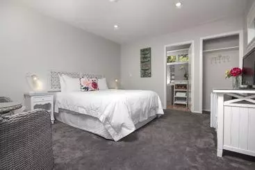 Botanica Bed And Breakfast