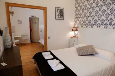 مبيت وإفطار Old School Guest House