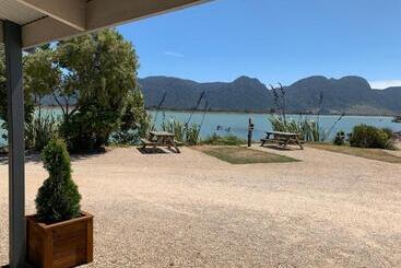 Collingwood Park Motel