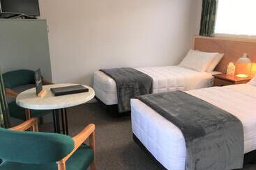 Collingwood Park Motel