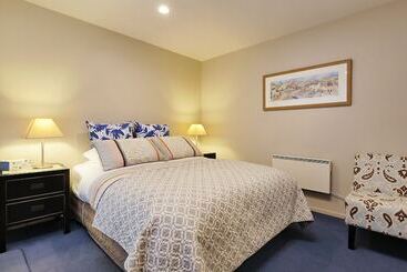 Olive House Bed And Breakfast