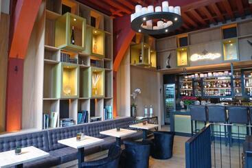 Boutique Hotel Steenhof Suites   Adults Only